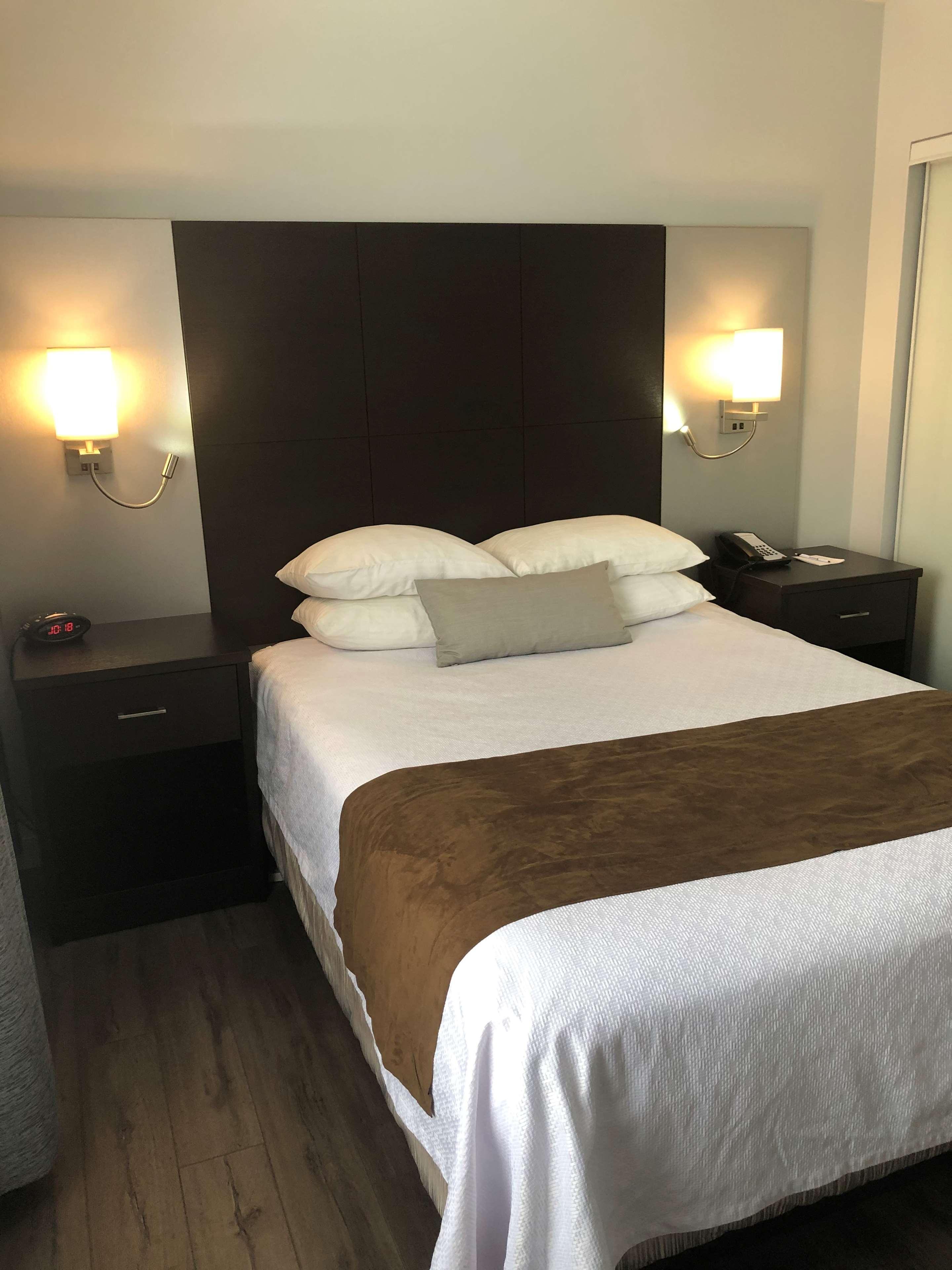 Best Western Plus Barrie Exteriör bild